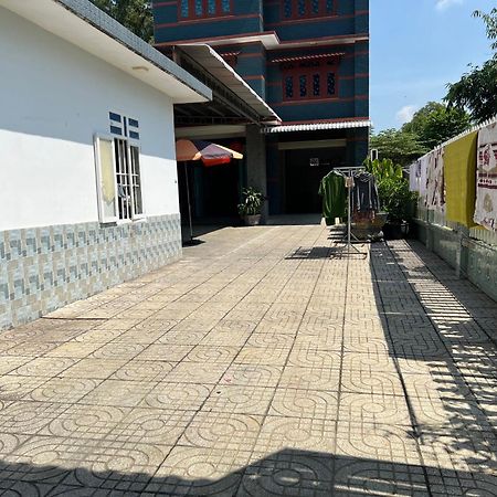 Motel Nha Nghi Hong Trang - Thu Dau Mot Zewnętrze zdjęcie